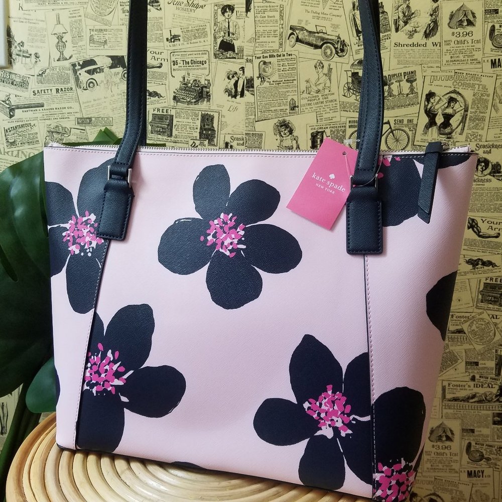 Kate Spade Cameron Pocket Tote Grand Flora Wallet - Picture 9 of 10